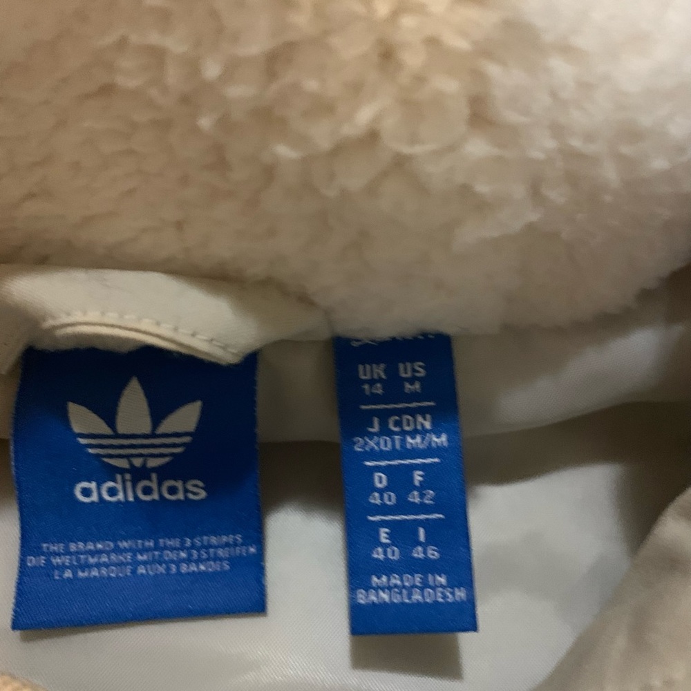 Adidas coat - Picture 2 of 4